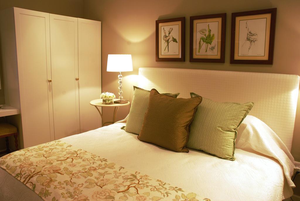 Sneezewood Farm Bed&Breakfast And Self-Catering Cottage Dundee Room photo